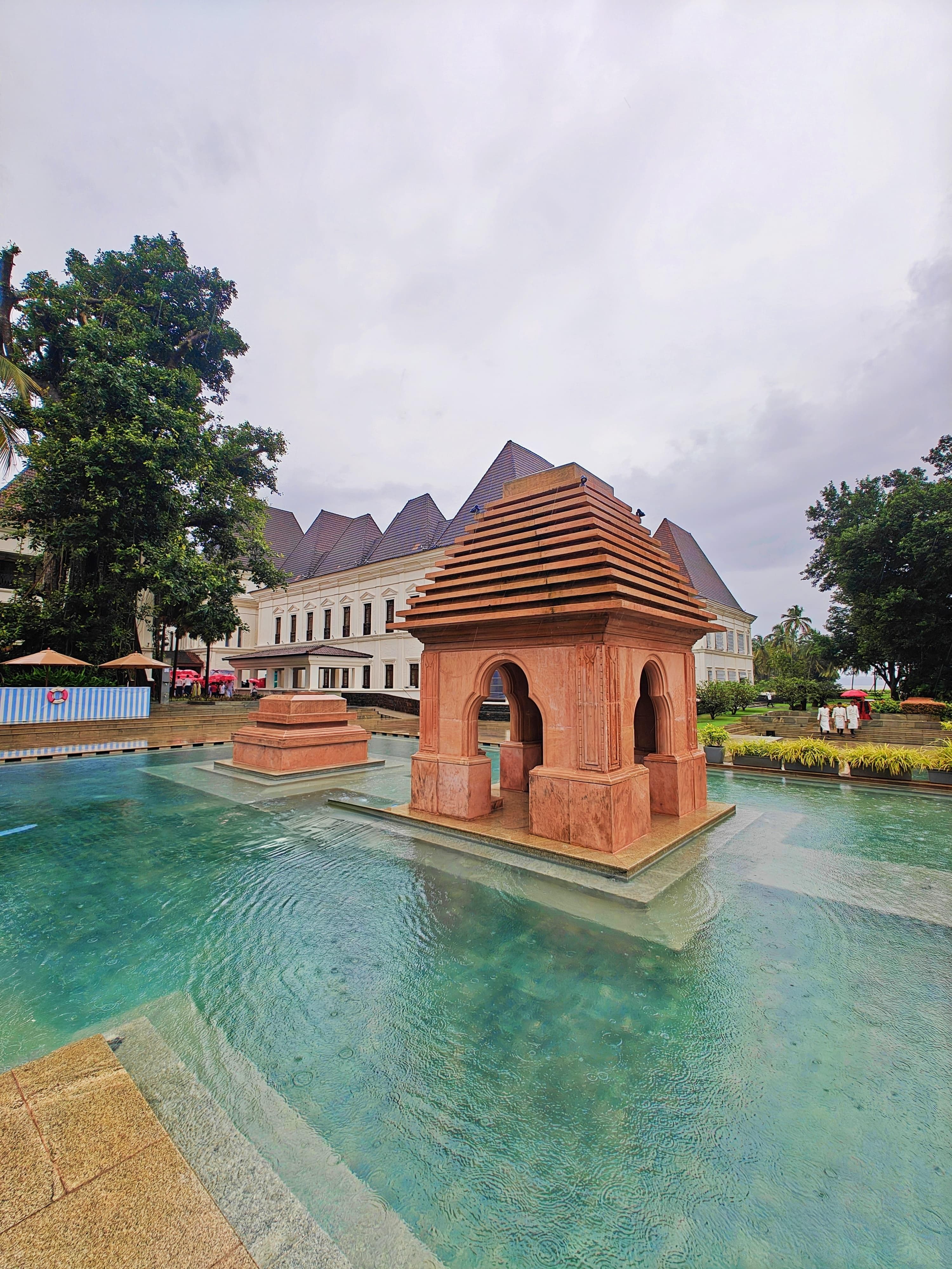 Sukabumi Pool Stone