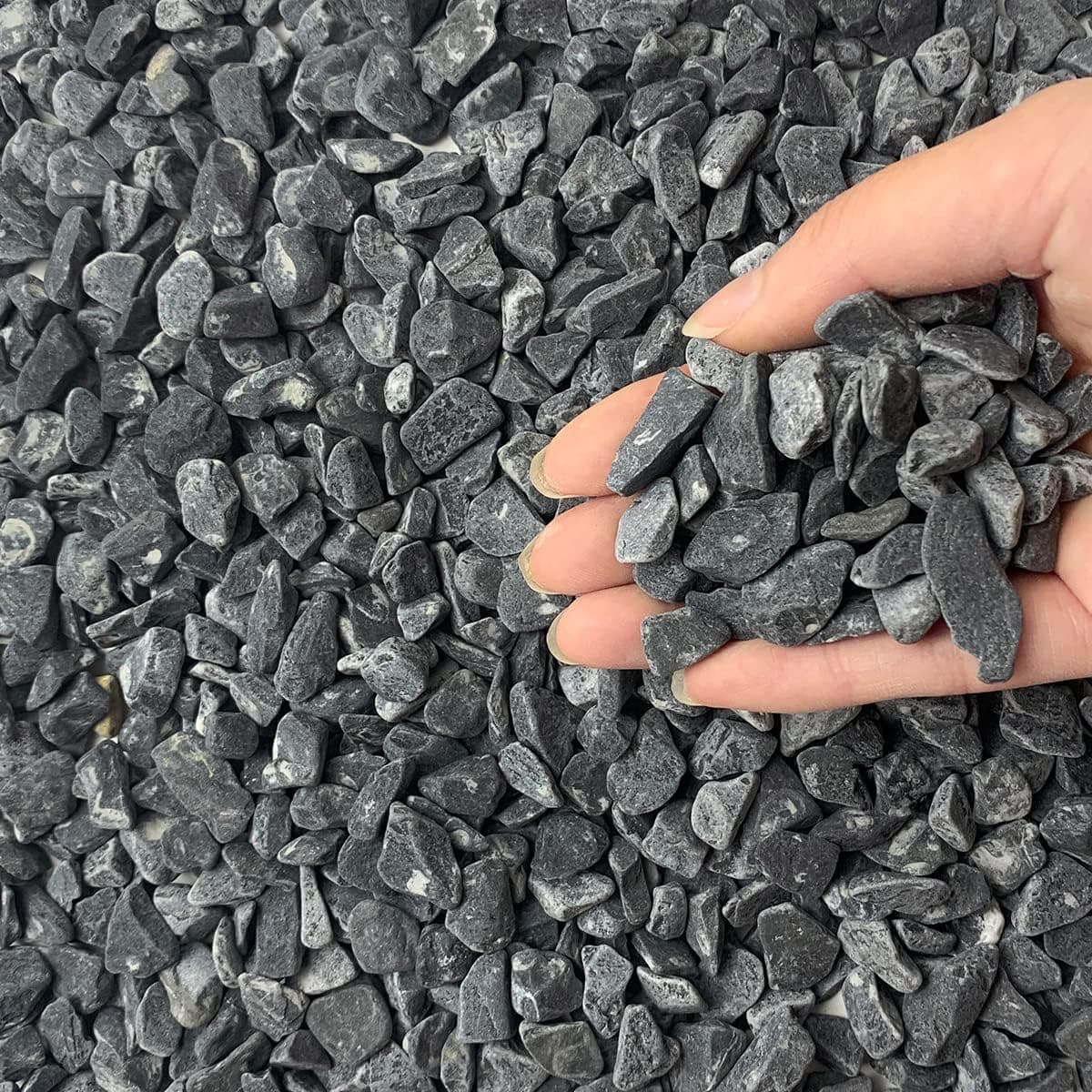 Natural Black Gravel - alternate view