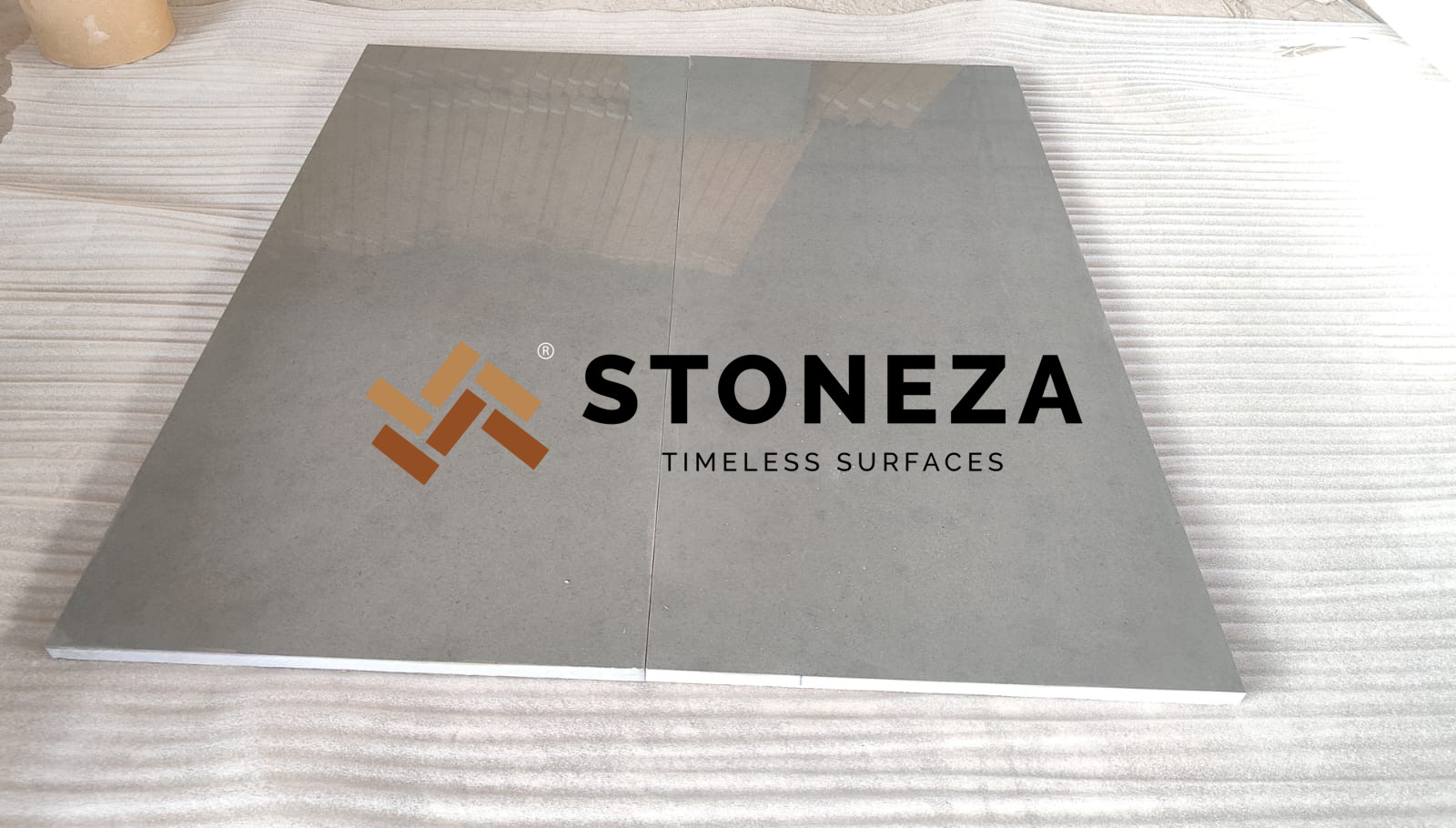 KOTA BLUE MIRROR POLISH - Image 2