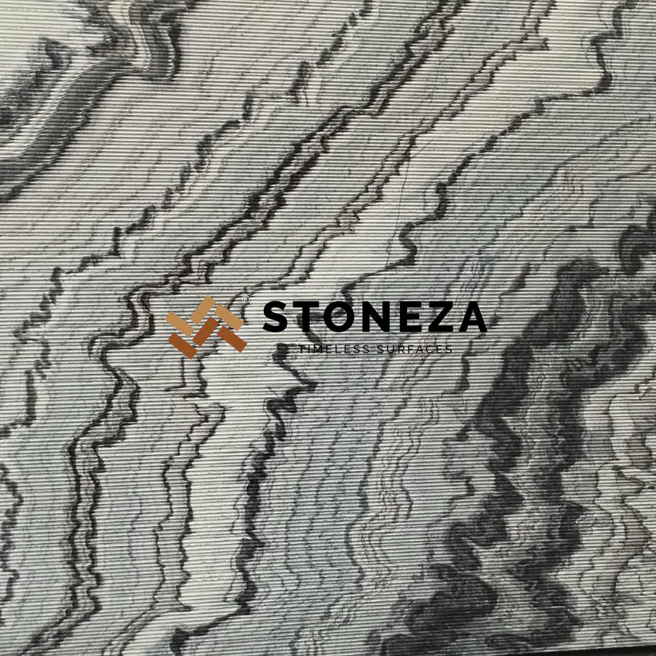 WAVY WHITE TAPERED FLUTE